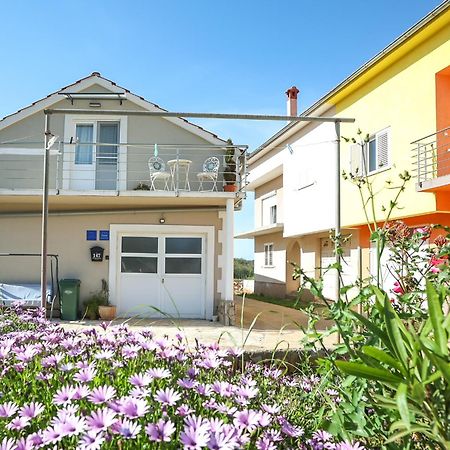 Z&A Studio Apartment With Parking Božava Esterno foto